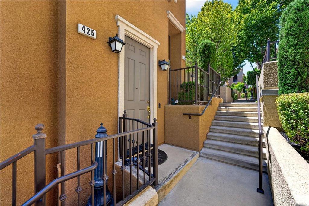 425 Casselino Drive