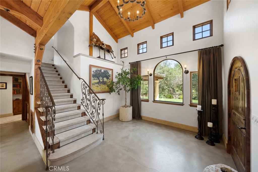 East of 101(500) - Residential