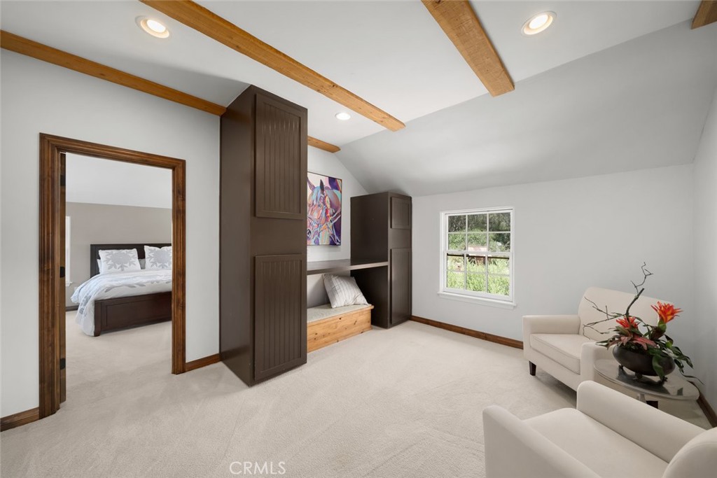 East of 101(500) - Residential