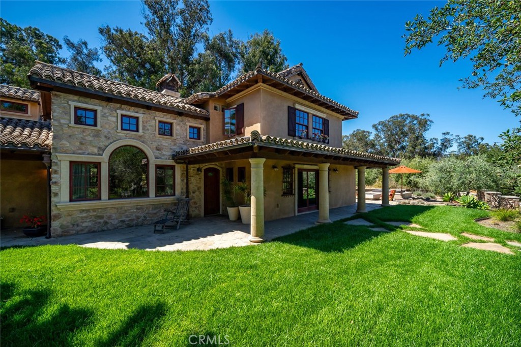 East of 101(500) - Residential
