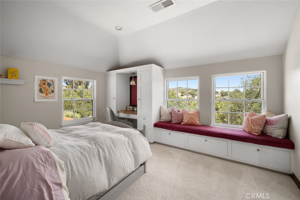 East of 101(500) - Residential