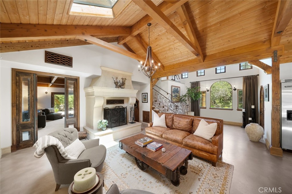 East of 101(500) - Residential