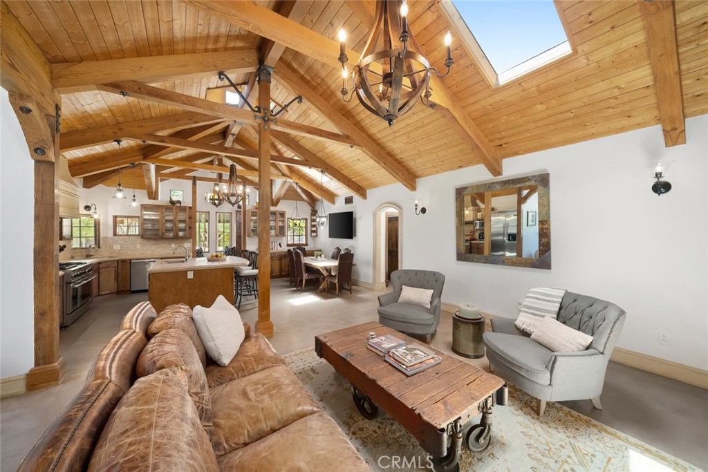East of 101(500) - Residential