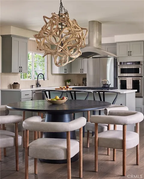 17856 Cathedral Pl, Encino, CA 91316 - MLS#: SR26038293