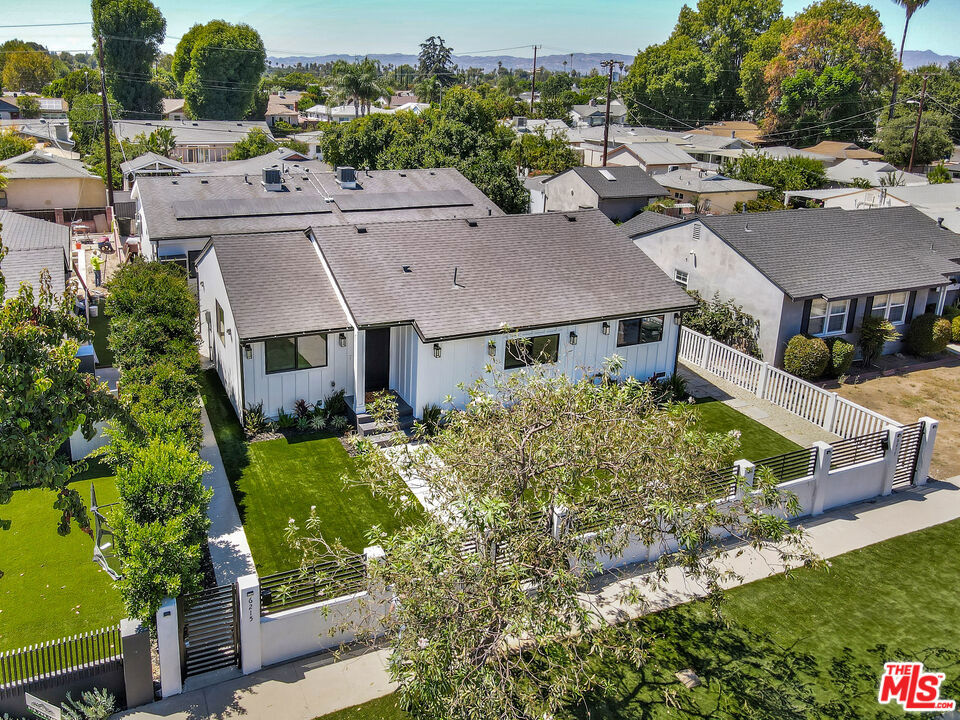 Properties 4 6219 Sylvia Avenue