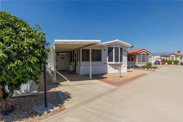 1295 S CAWSTON AVE SPC 86, HEMET, CA 92545 - Image 2db2e5ebeb8363fbfa1ef26f2f949db2/3351630532