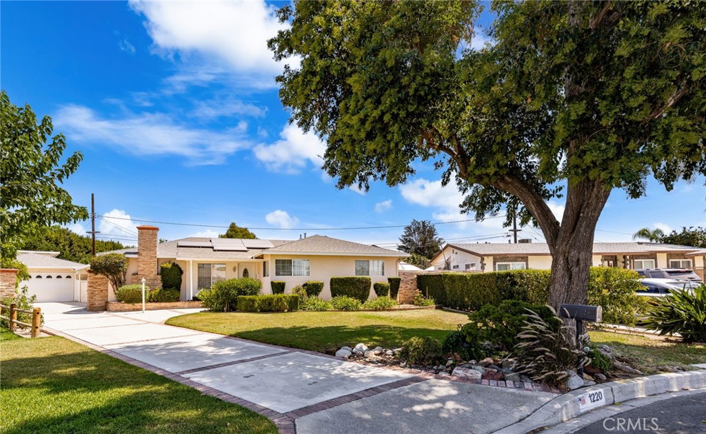 1220 Wescove Place