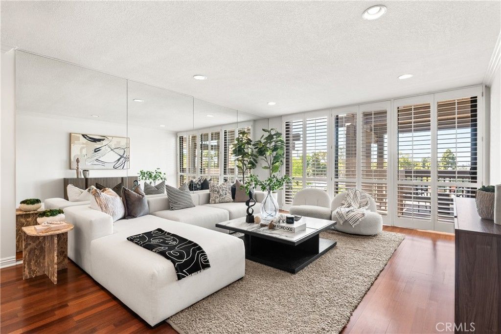 Photo of 8640 Gulana Ave Ave #K3017, Playa Del Rey, CA 90293 (MLS # SB26083750)