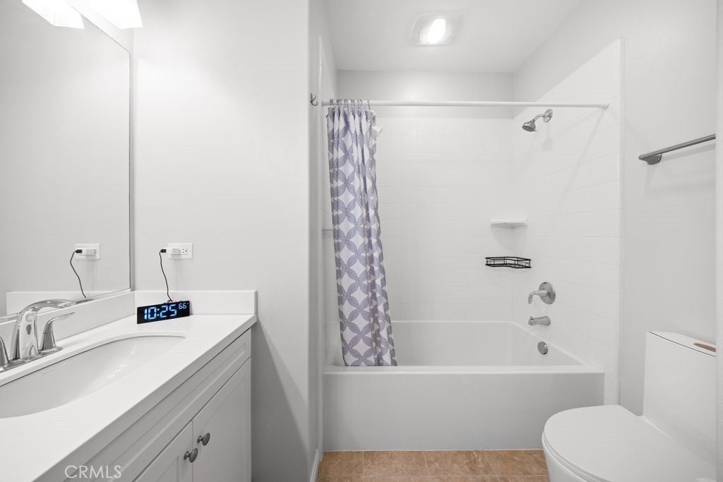 107 Overbrook, Irvine CA 92620 - Photo 17