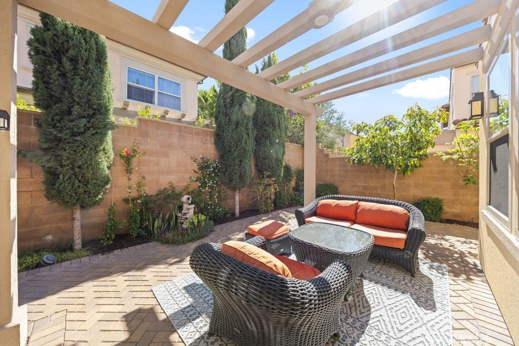 107 Overbrook, Irvine CA 92620 - Photo 19