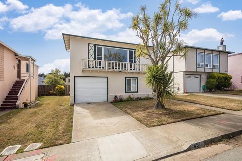 Photo of 657 Hickey Boulevard, Pacifica, CA 94044 (MLS # ML82025457) Photo of 657 Hickey Boulevard, Pacifica, CA 94044 (MLS # ML82025457)