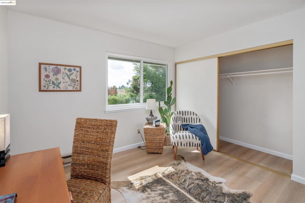 FLORESTA GARDENS - Residential