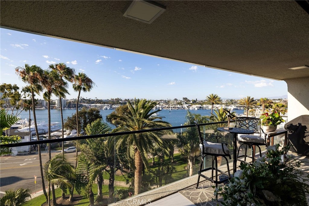 601 Lido Park Drive 4B, Newport Beach CA 92663