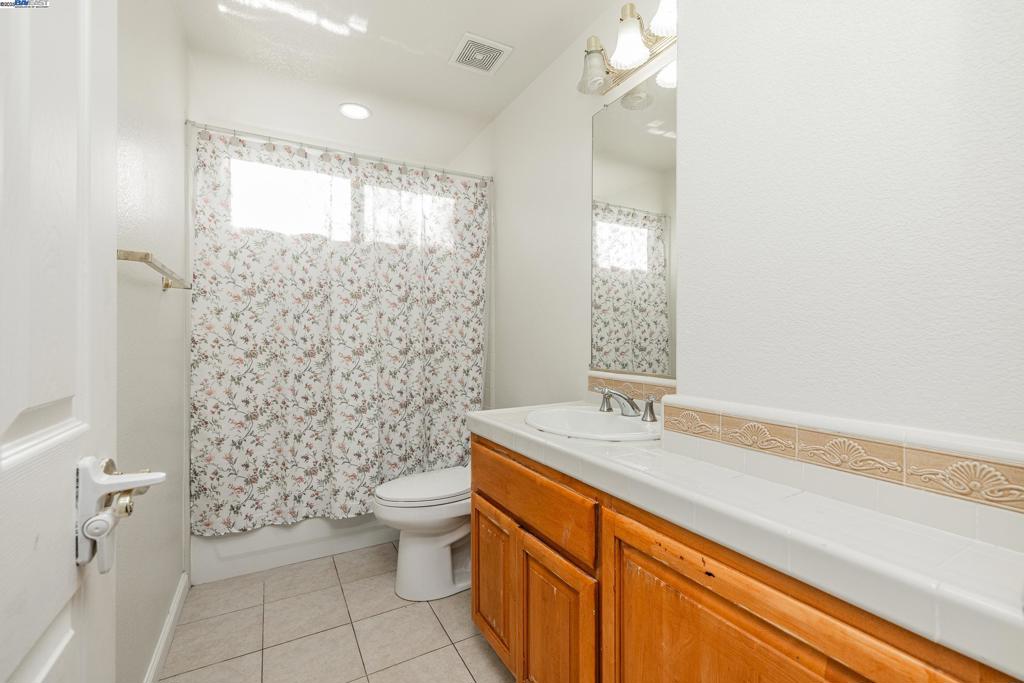 FAIRVIEW - Residential