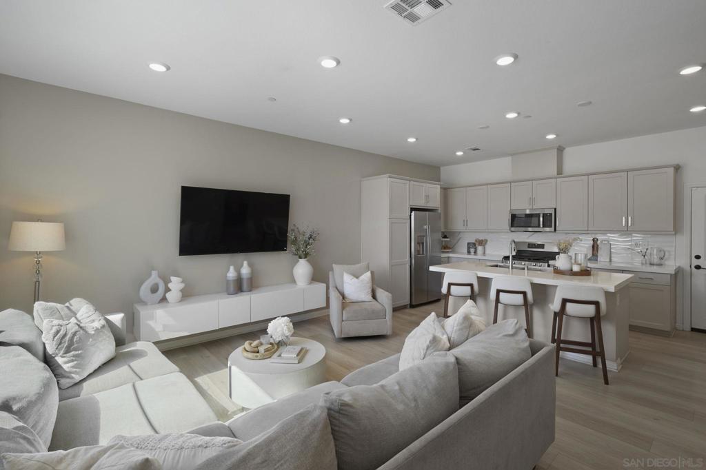 2101 Bluestone Circle
