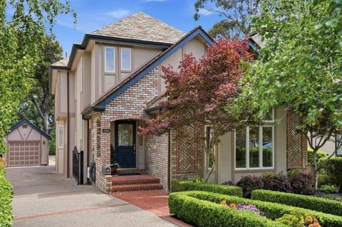 Photo of 1564 Columbus Avenue, Burlingame, CA 94010 (MLS # ML82049199)