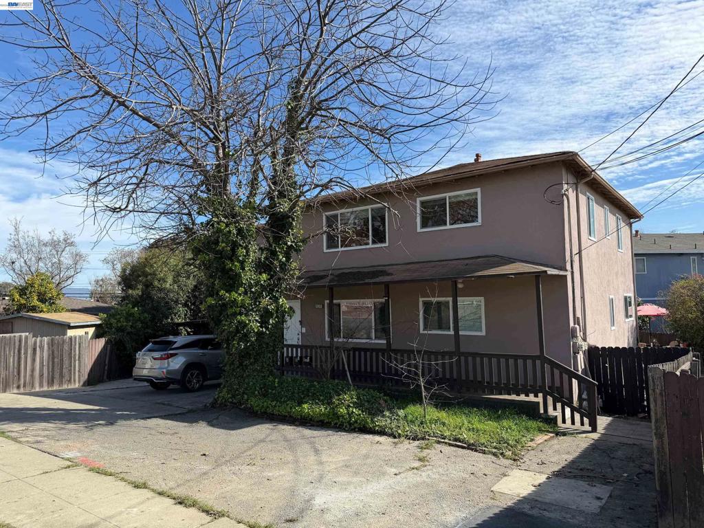 820 Island Dr Dr