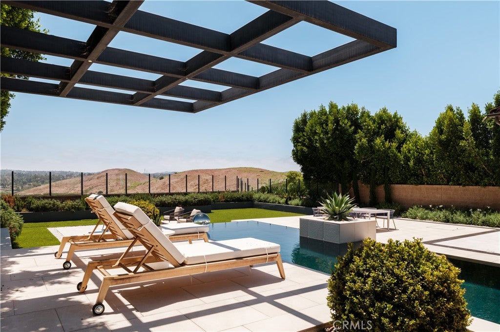 108 Panorama, Irvine CA 92618 - Photo 34