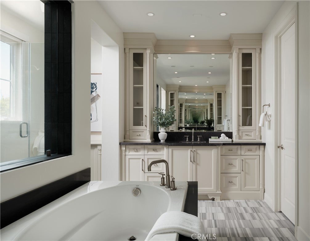 108 Panorama, Irvine CA 92618 - Photo 22