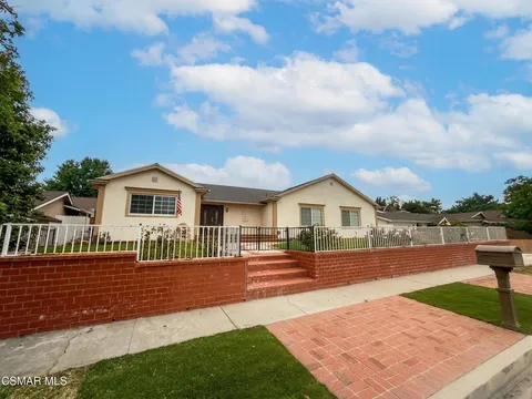 10111 Oak Park Avenue, Northridge, CA 91325 - MLS#: 226001167