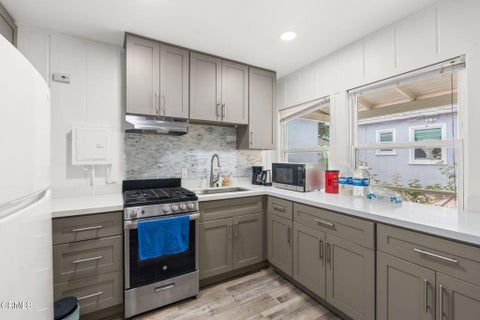 Tiny photo for 439 Deodar Avenue, Oxnard, CA 93030 (MLS # V1-38662)