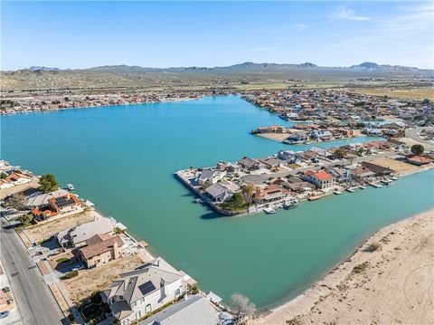 Photo of 1 Silver Lake Parkway, Helendale, CA 92342 (MLS # SR26027229)