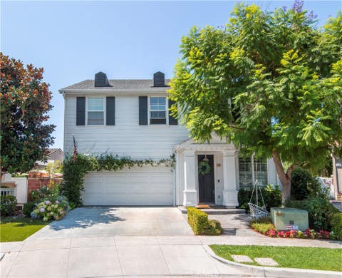 Photo of 53 Bainbridge Ave Ave, Ladera Ranch, CA 92694 (MLS # OC26179552)