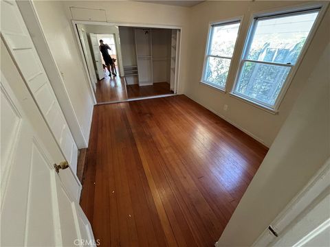 Tiny photo for 218 N Broadway Ave, Redondo Beach, CA 90277 (MLS # SB25042153)