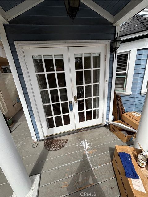 Tiny photo for 218 N Broadway Ave, Redondo Beach, CA 90277 (MLS # SB25042153)