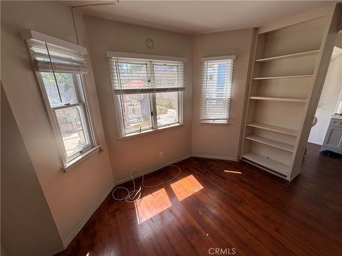 Tiny photo for 218 N Broadway Ave, Redondo Beach, CA 90277 (MLS # SB25042153)