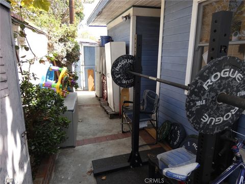 Tiny photo for 218 N Broadway Ave, Redondo Beach, CA 90277 (MLS # SB25042153)