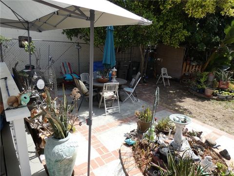 Tiny photo for 218 N Broadway Ave, Redondo Beach, CA 90277 (MLS # SB25042153)