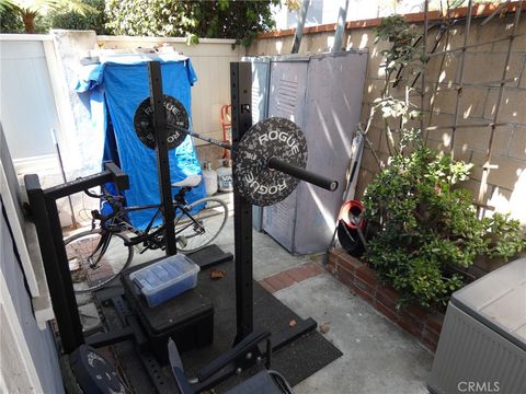 Tiny photo for 218 N Broadway Ave, Redondo Beach, CA 90277 (MLS # SB25042153)