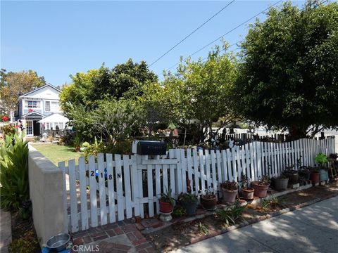 Tiny photo for 218 N Broadway Ave, Redondo Beach, CA 90277 (MLS # SB25042153)