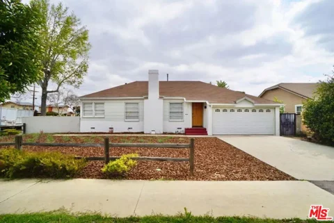 MLS: 26986263