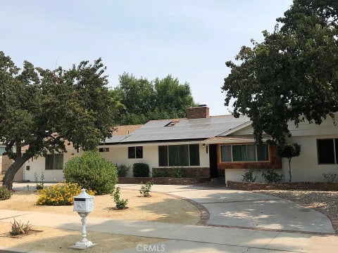 Photo of 10228 Encino Avenue, Northridge, CA 91325 (MLS # SR26139365)