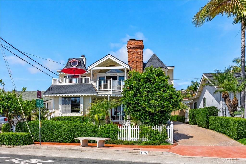 805 S Ola Vista