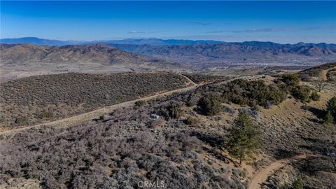 Photo of 23131 Constance Way, Tehachapi, CA 93561 (MLS # SR26040674)