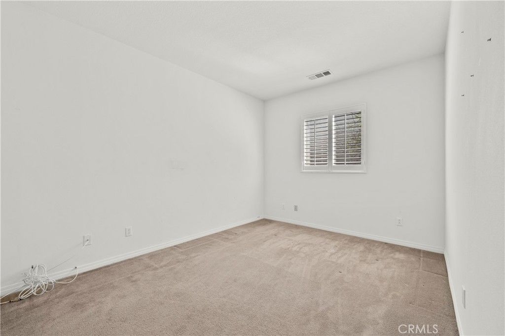 listing image 130721494572199545845