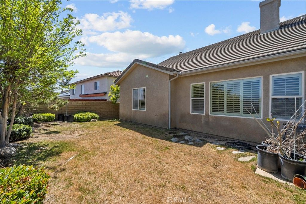 listing image 130722568893223862461