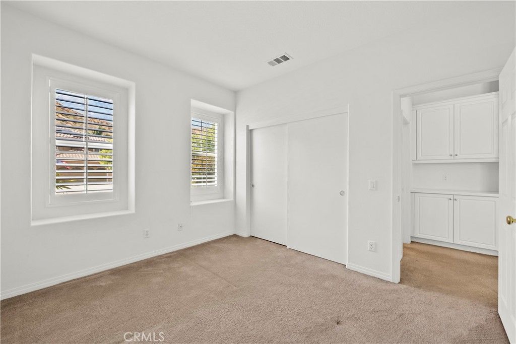 listing image 130728012813244063340