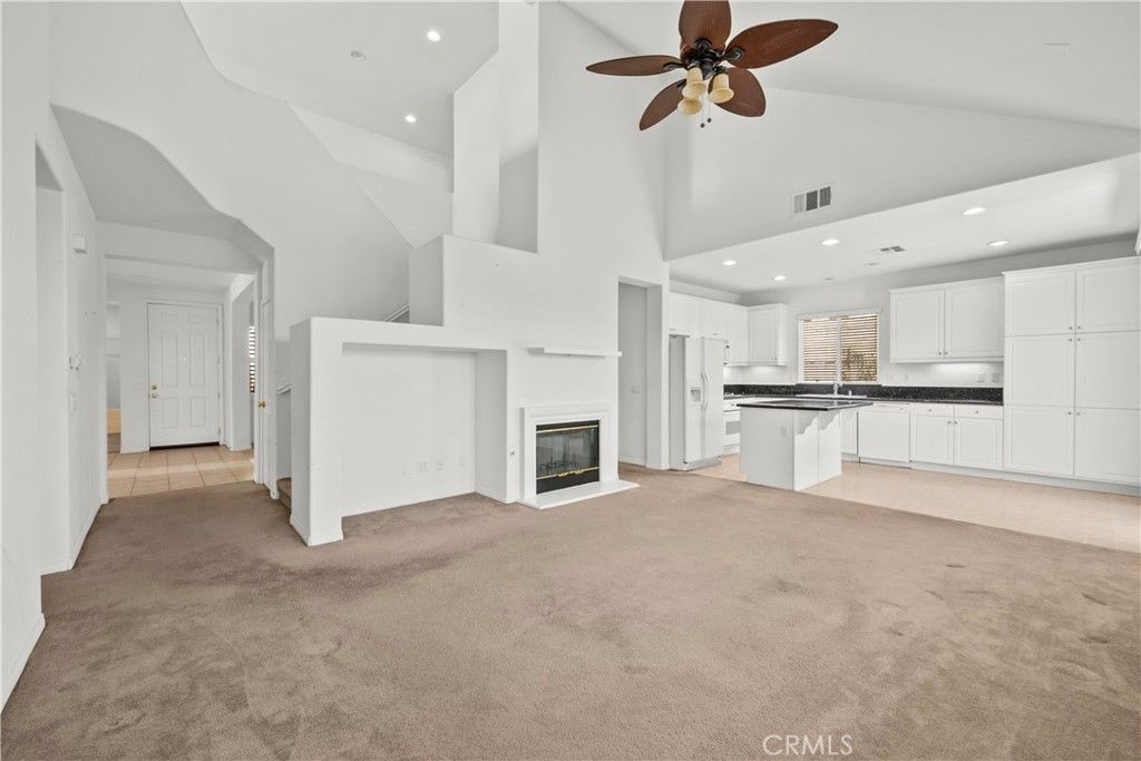 listing image 130728992367701527963