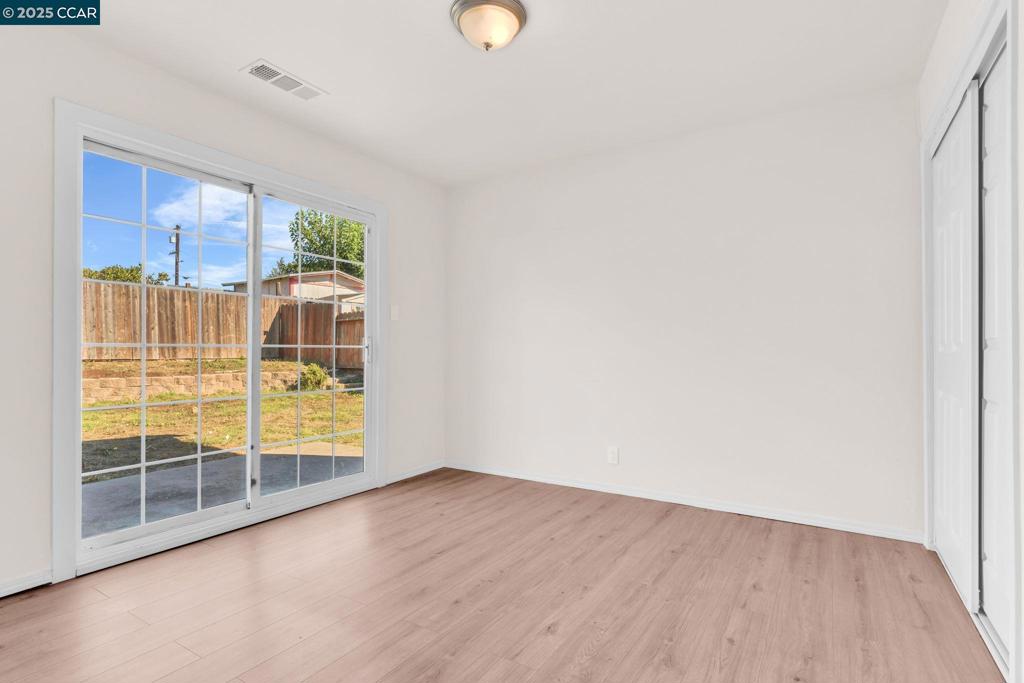 VINE HILL - Residential