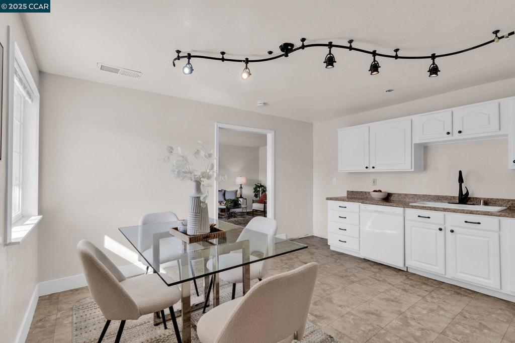 VINE HILL - Residential