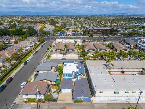 Tiny photo for 1015 Georgia Street, Huntington Beach, CA 92648 (MLS # OC26117922)