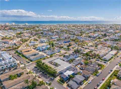 Tiny photo for 1015 Georgia Street, Huntington Beach, CA 92648 (MLS # OC26117922)