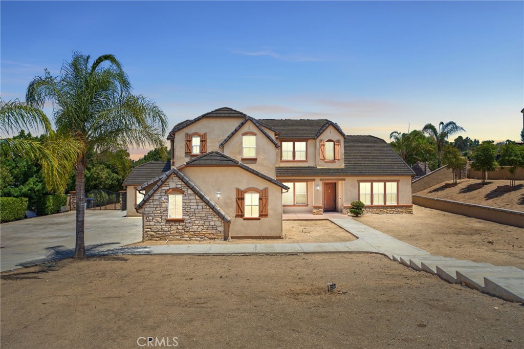 18662 Oak Park Drive