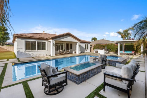 Photo of 105 Rubino Court, Palm Desert, CA 92211 (MLS # 219151352DA)
