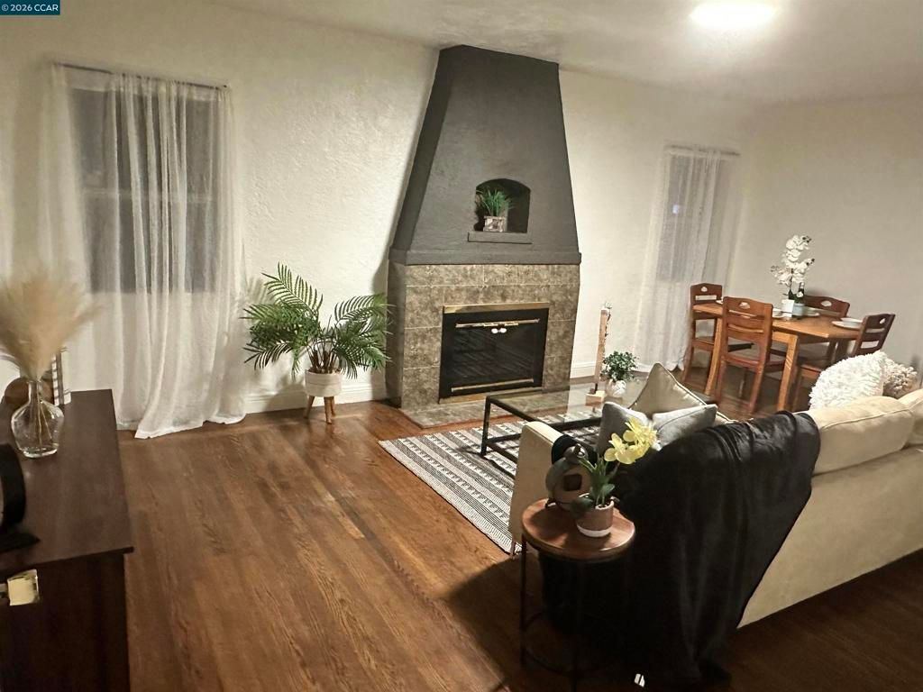 Photo of 1625 Thrush Ave, San Leandro, CA 94578 (MLS # 41121021)