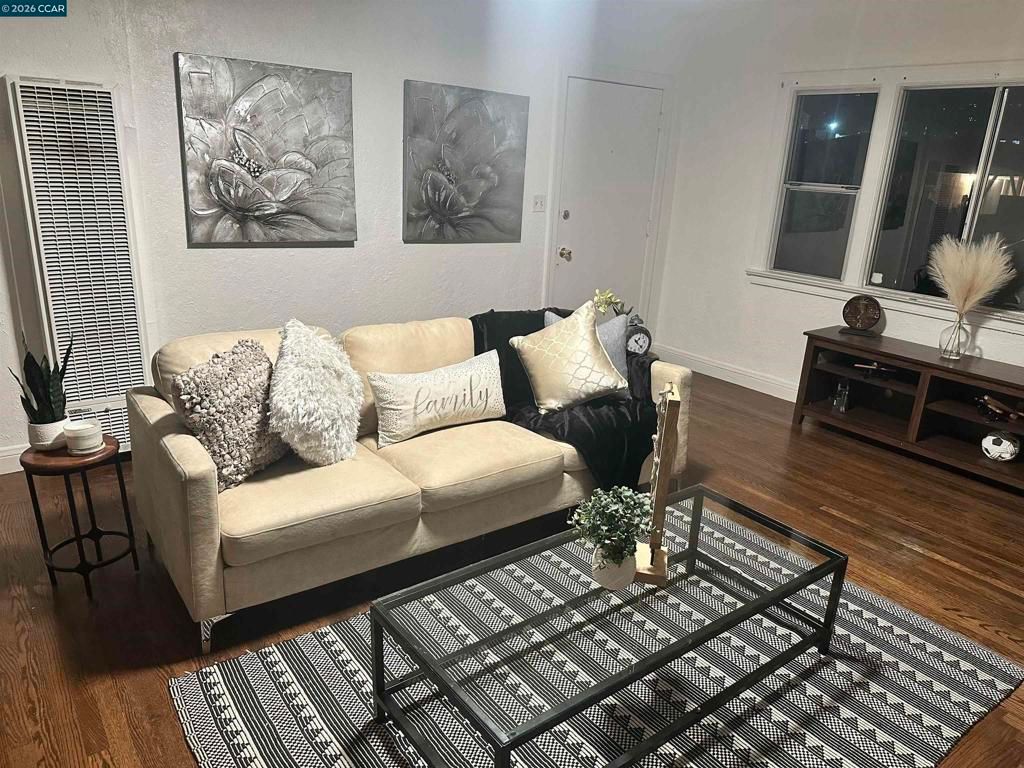 Photo of 1625 Thrush Ave, San Leandro, CA 94578 (MLS # 41121021)